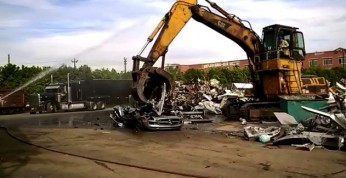 Video: Kasacja Mercedesa SLS AMG