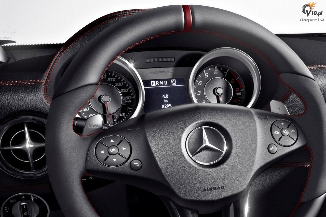 Mercedes SLS AMG