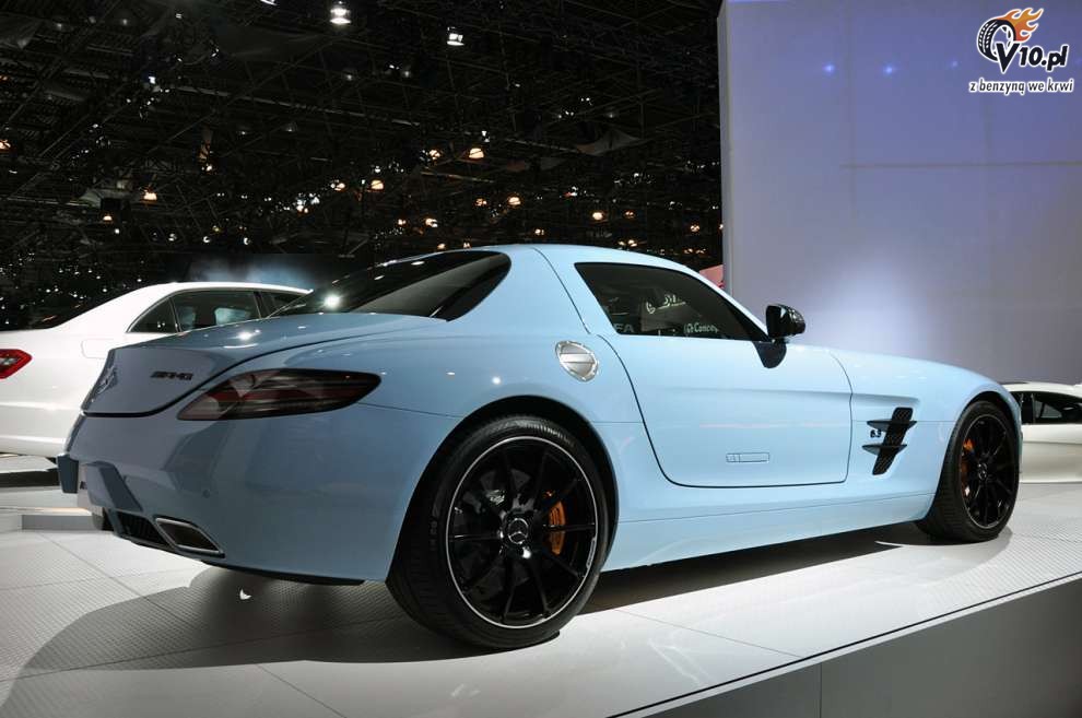 Mercedes-Benz SLS AMG Gulf na targach w Nowym Jorku 2011