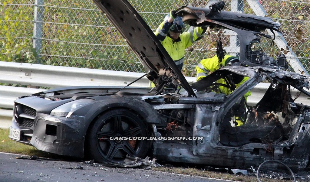 Mercedes SLS AMG Black Series - wypadek