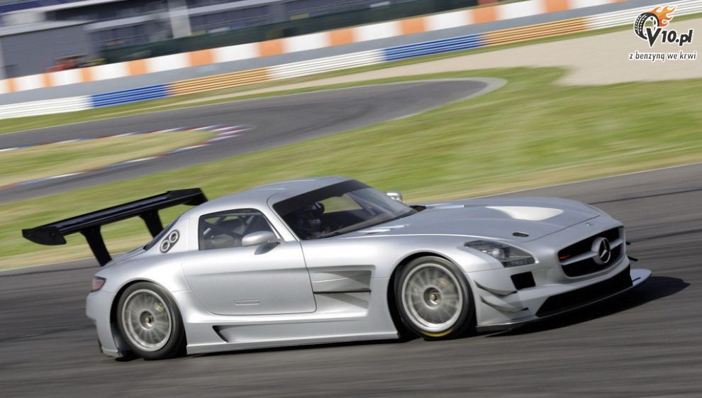 Mercedes SLS AMG GT3 na torze
