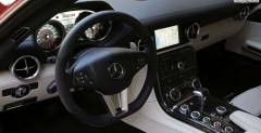 Mercedes SLS AMG
