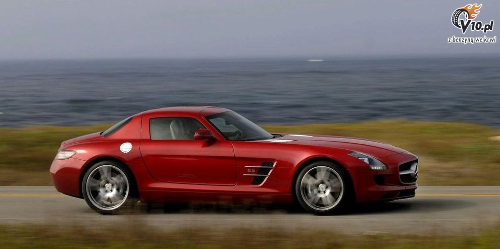 Mercedes SLS AMG