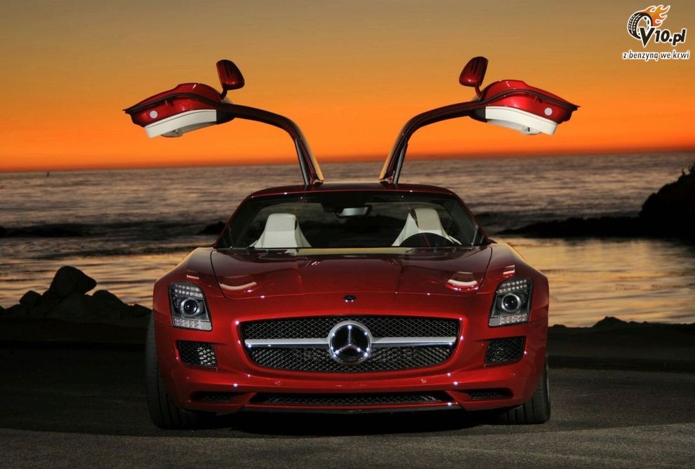 Nowy Mercedes SLS AMG Gullwing