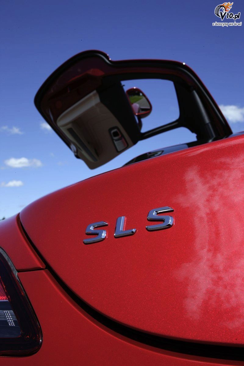 Nowy Mercedes SLS AMG Gullwing