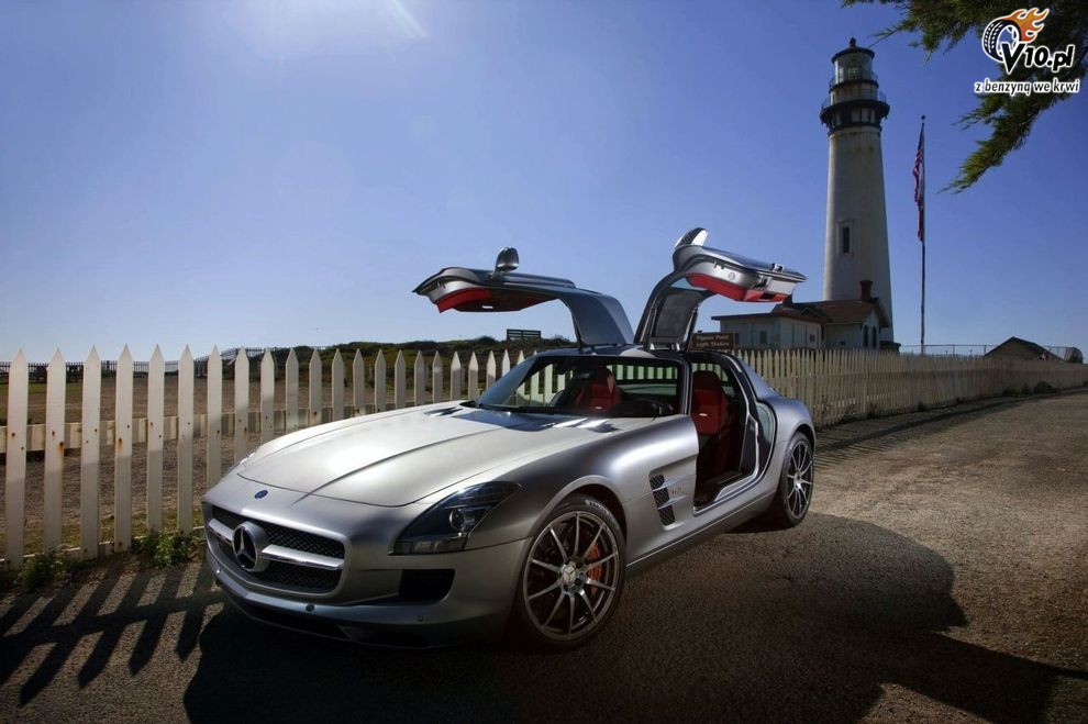 Mercedes SLS AMG Gullwing