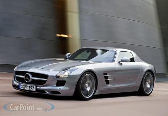 Nowy Mercedes SLS AMG Gullwing oficjalnie