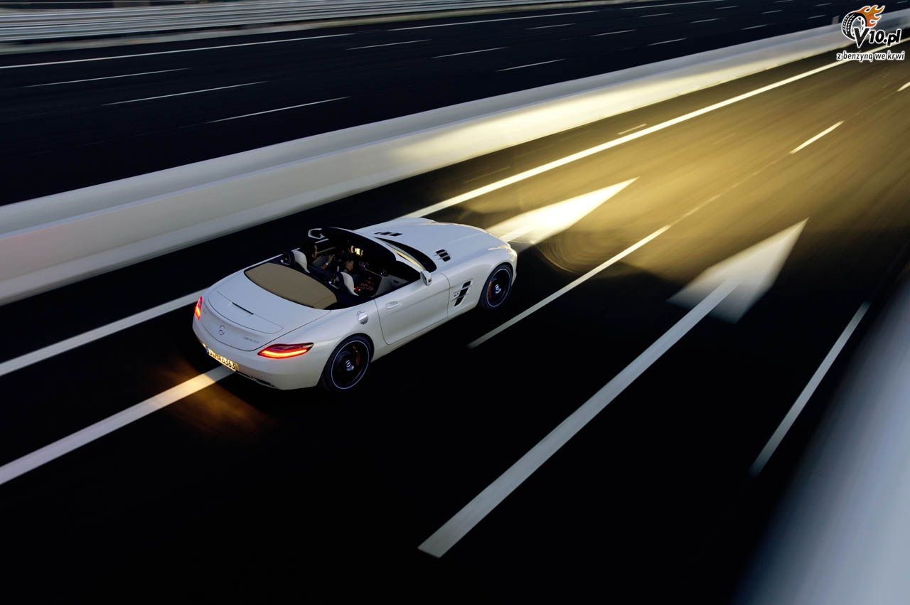 Mercedes SLS AMG Roadster