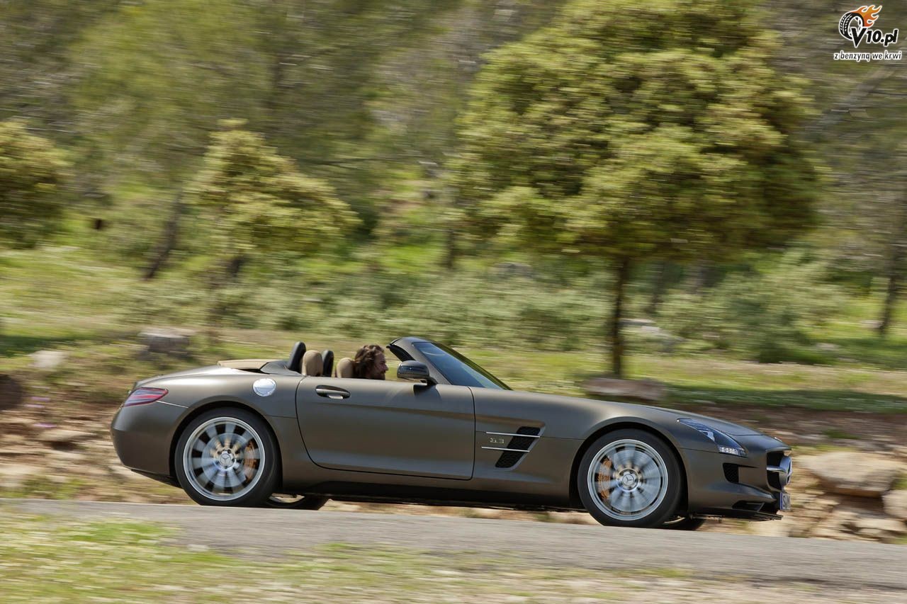 Mercedes SLS AMG Roadster