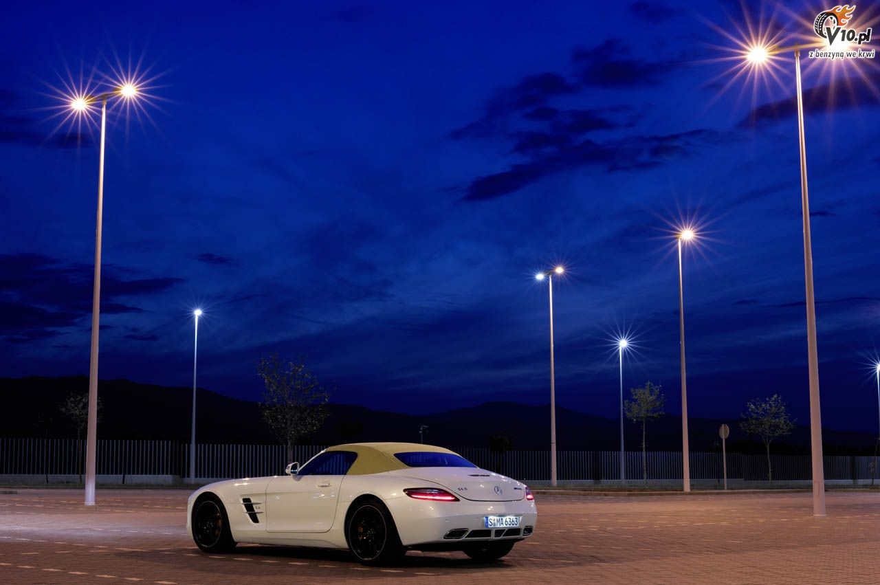 Mercedes SLS AMG Roadster