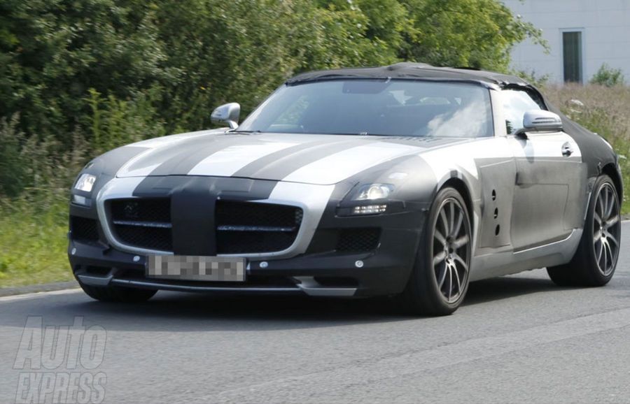 Nowy Mercedes SLS AMG Roadster 2011 - zdjcie szpiegowskie