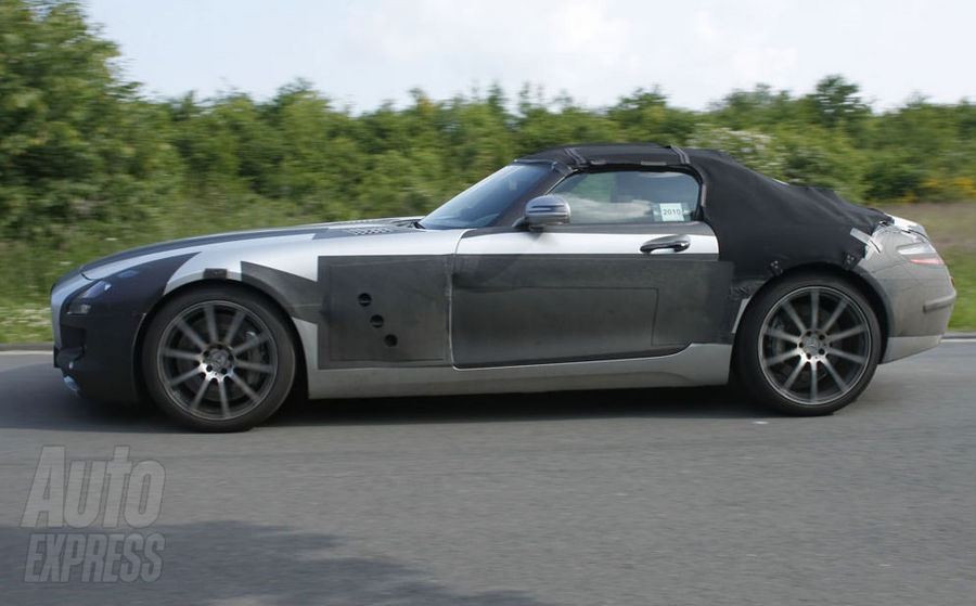 Nowy Mercedes SLS AMG Roadster 2011 - zdjcie szpiegowskie