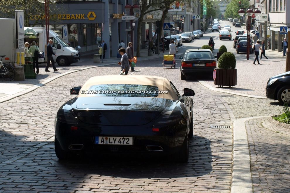 Mercedes-Benz SLS AMG Roadster
