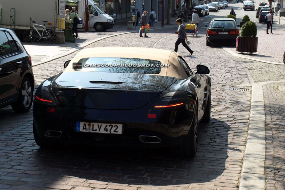 Mercedes-Benz SLS AMG Roadster