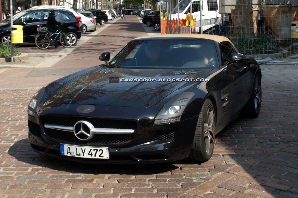 Mercedes-Benz SLS AMG Roadster