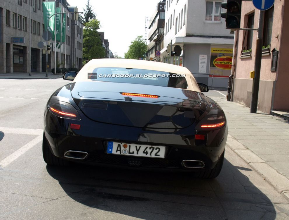Mercedes-Benz SLS AMG Roadster
