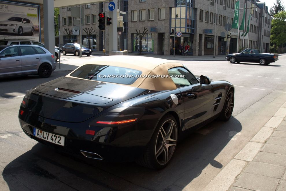 Mercedes-Benz SLS AMG Roadster