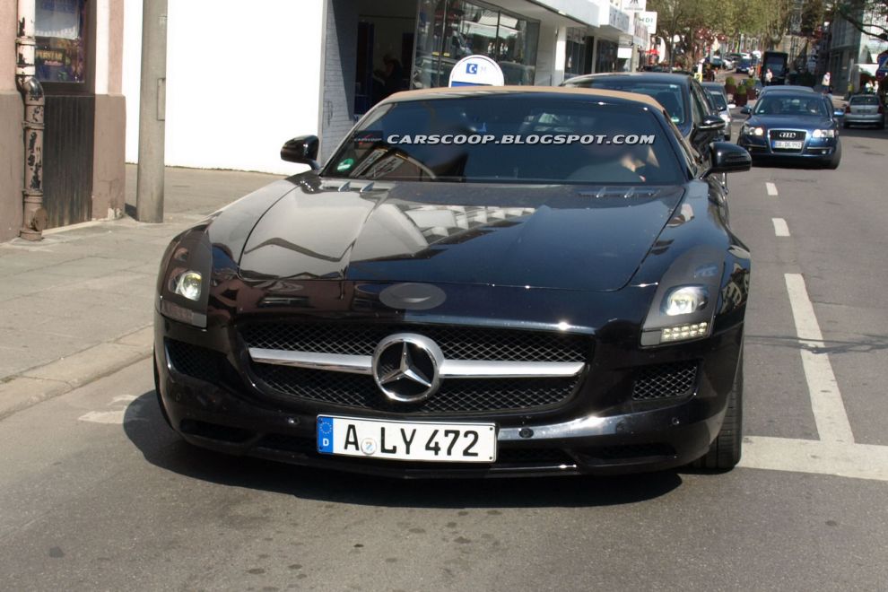 Mercedes-Benz SLS AMG Roadster