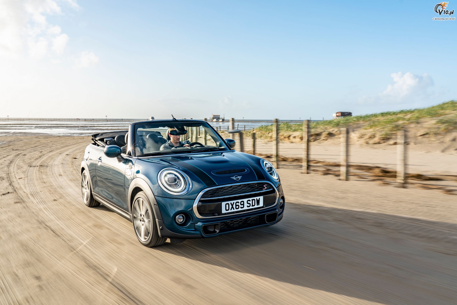 Mini Convertible Sidewalk