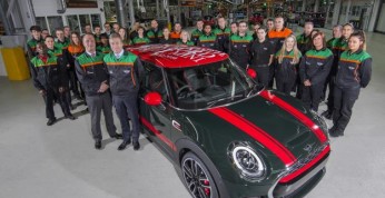 Mini świętuje 3 miliony egzemplarzy w fabryce w Oxfordzie