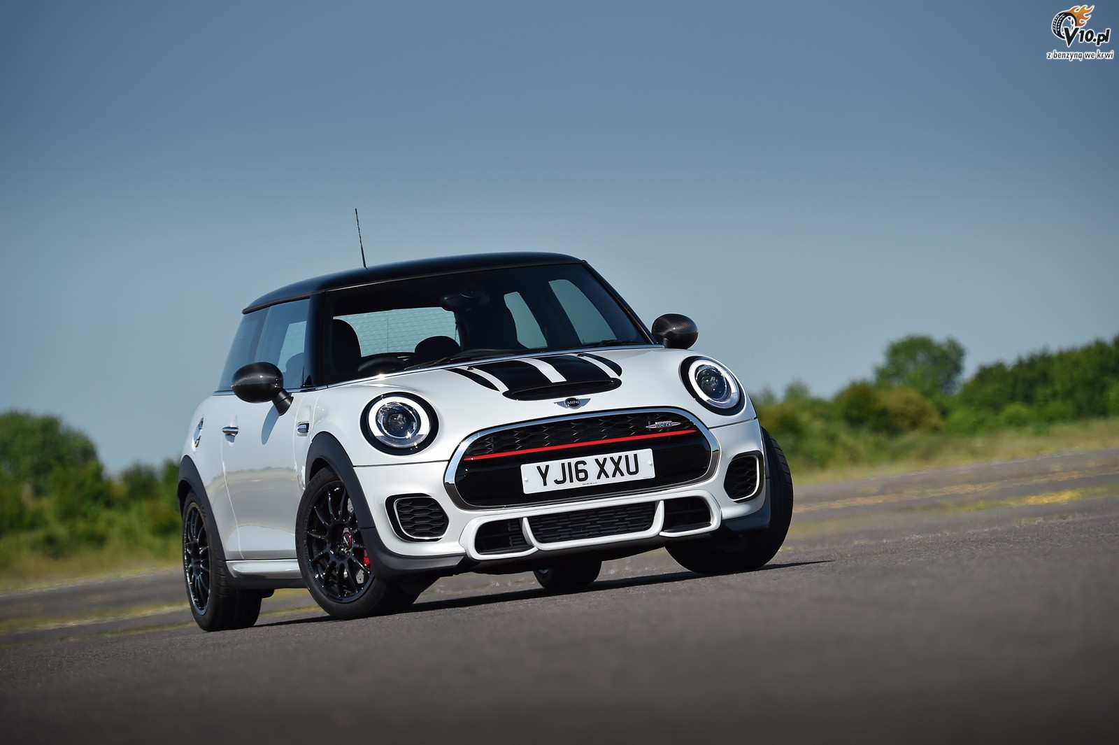 Mini Cooper JCW Challenge