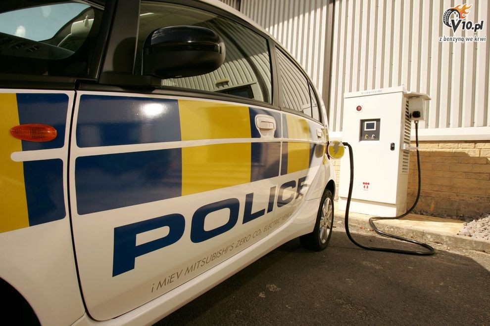 Nowe Mitsubishi i MiEV jako brytyjski radiowz