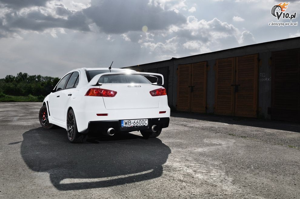 Mitsubishi Lancer Evolution X RS