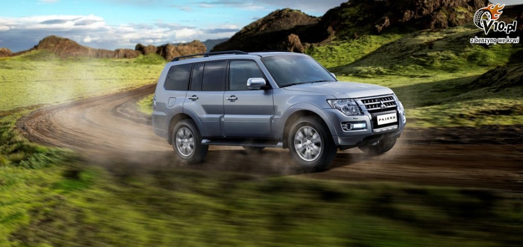 Mitsubishi Pajero 2015