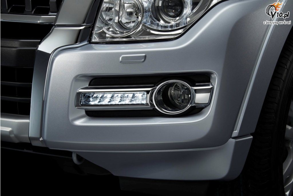 Mitsubishi Pajero 2015