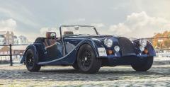 Morgan 3 Wheeler, Plus 4 i Roadster