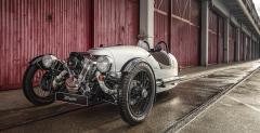 Morgan 3 Wheeler, Plus 4 i Roadster