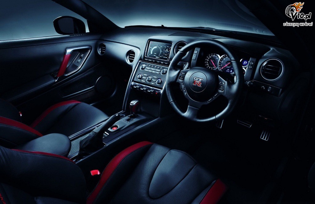 Nissan GT-R 2014 MY
