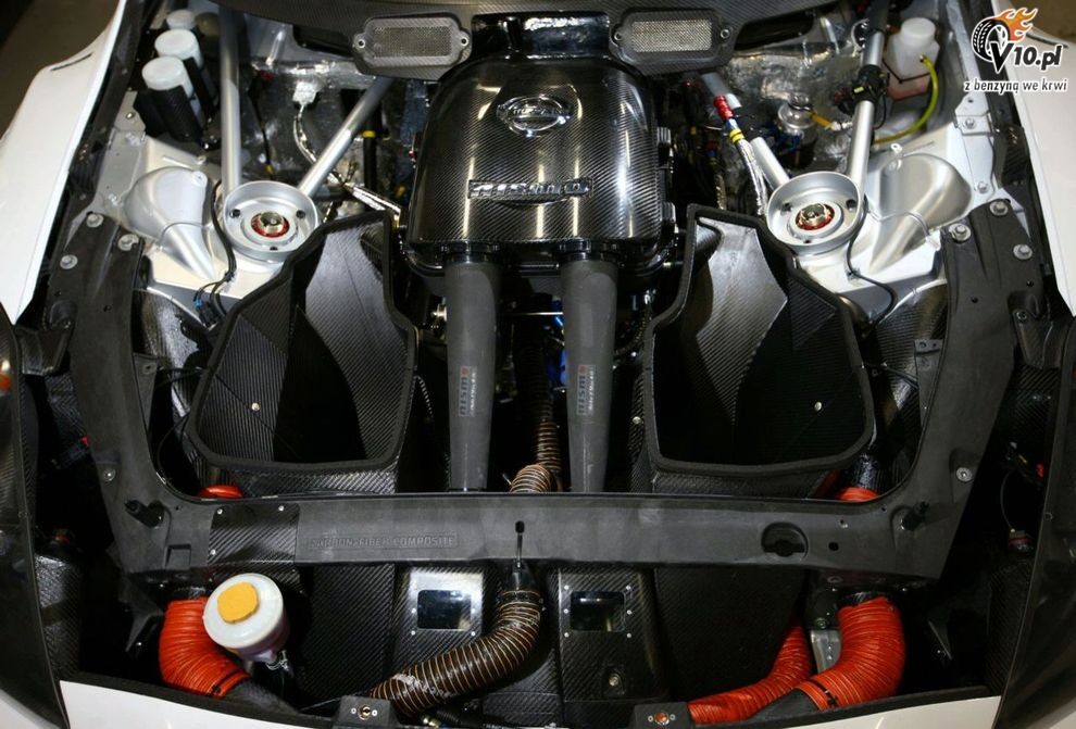 Nissan GT-R - wersja wycigowa FIA GT1