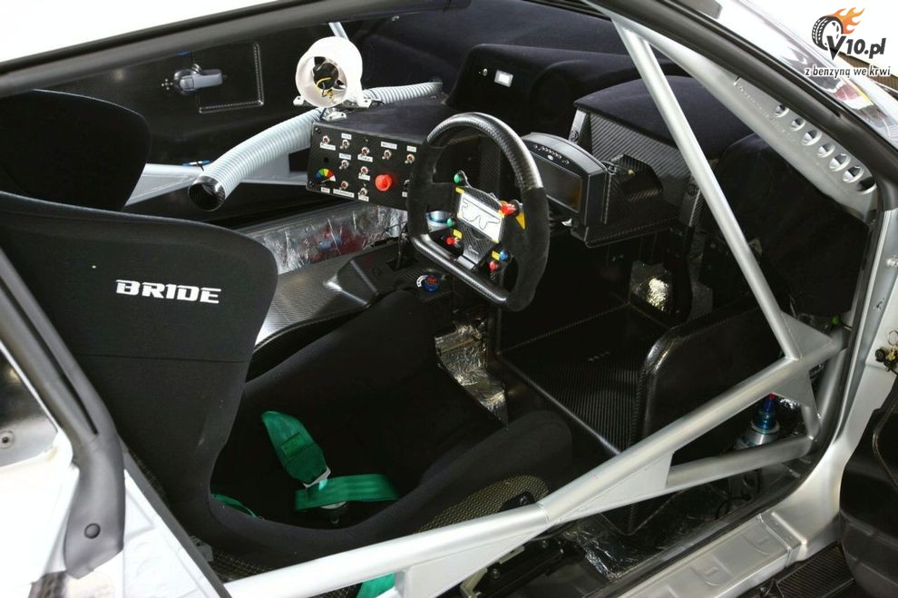 Nissan GT-R - wersja wycigowa FIA GT1