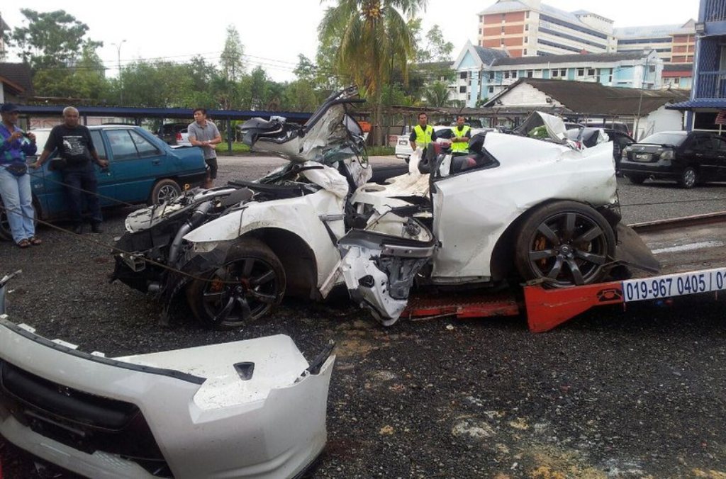 Nissan skyline accident kl #3