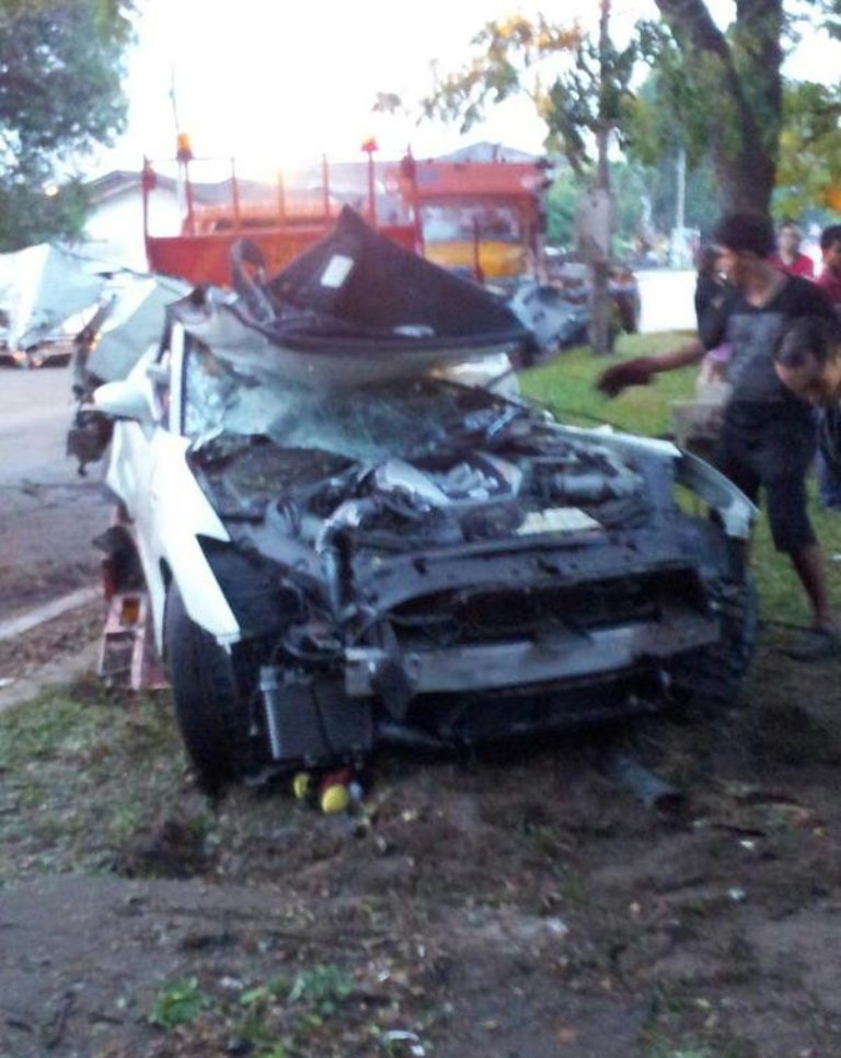 Nissan GT-R - wypadek w Malezji