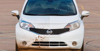Nissan opracował niebrudzący się lakier