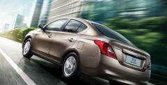 Nissan Sunny 2010