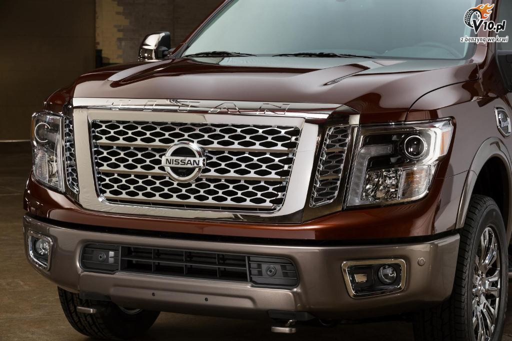 Nissan titan v10 #4
