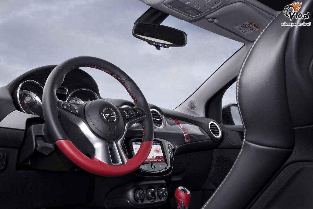 Opel Adam Rocks S