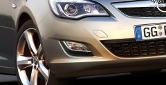 Nowy Opel Astra IV 2010