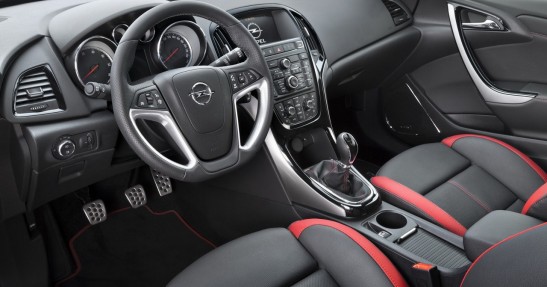 Opel Astra 2013