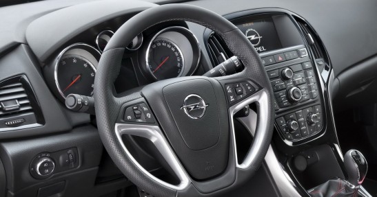 Opel Astra 2013
