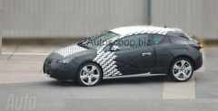 Nowy Opel Astra Coupe - zdjcie szpiegowskie