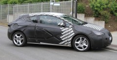 Nowy Opel Astra IV GTC 2011 - zdjcie szpiegowskie