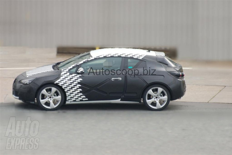 Nowy Opel Astra Coupe - zdjcie szpiegowskie