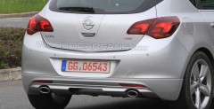 Nowy Opel Astra GSI - zdjcie szpiegowskie