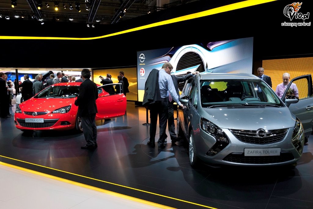 Opel Astra GTC - Frankfurt 2011