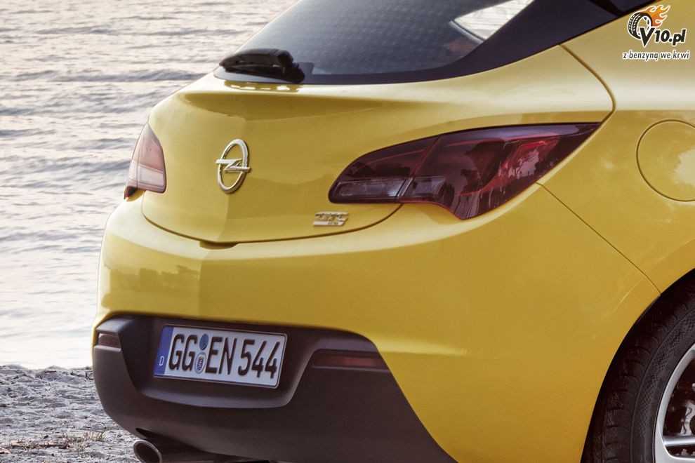 Opel Astra GTC