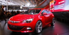 Nowy Opel Astra GTC Paris Concept - Paris Motor Show 2010